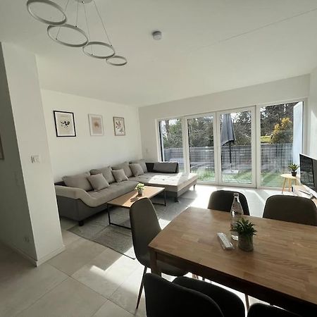 3 Zw 95 M2 Neubau Kostenlos Parkplatz Im Hof Kitzingen Esterno foto